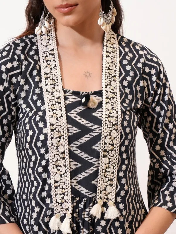 Vishudh Women Black Printed A-Line Dress