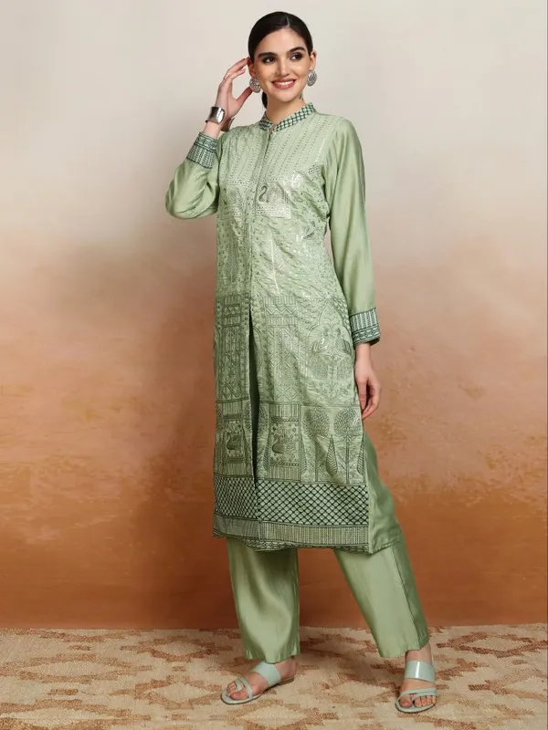 Women Kurta With Trousers