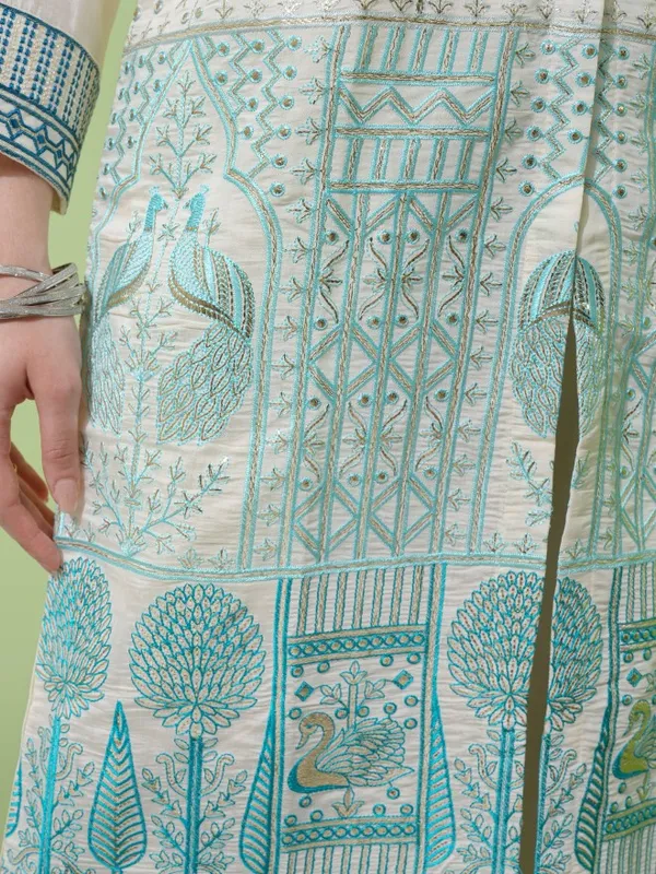 Vishudh Women Cream Embroidered Kurta With Trousers 