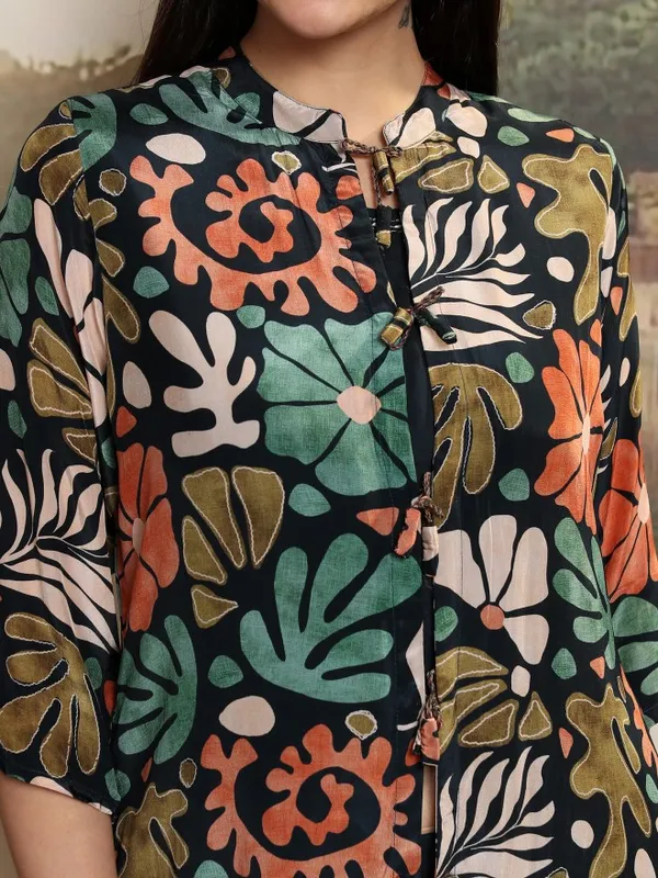 Women Top With Trousers