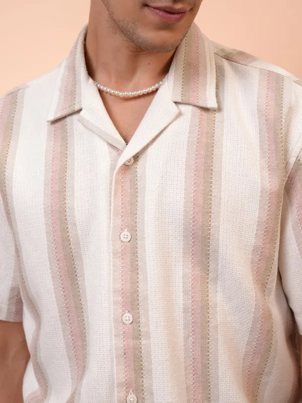 Locomotive Men Pink Striped Regular Fit Casual Shirts