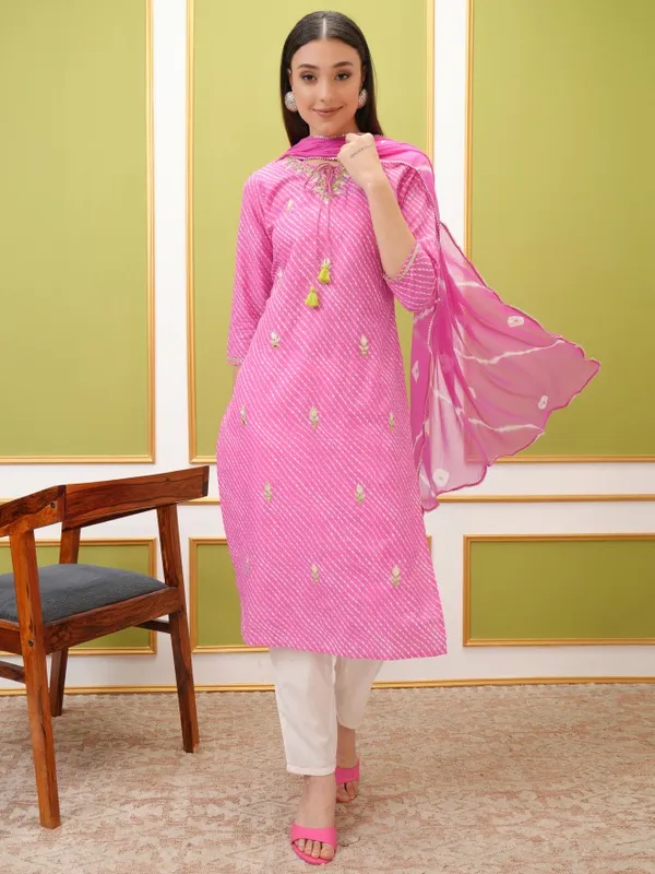 Women Kurta With Trouser And Dupatta