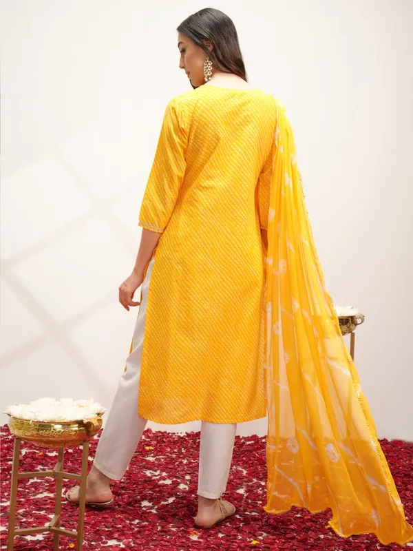 Women Kurta With Trouser & Dupatta