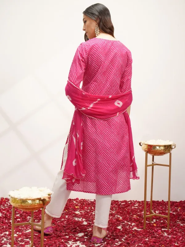  Vishudh Women Pink Embroidered Kurta Sets