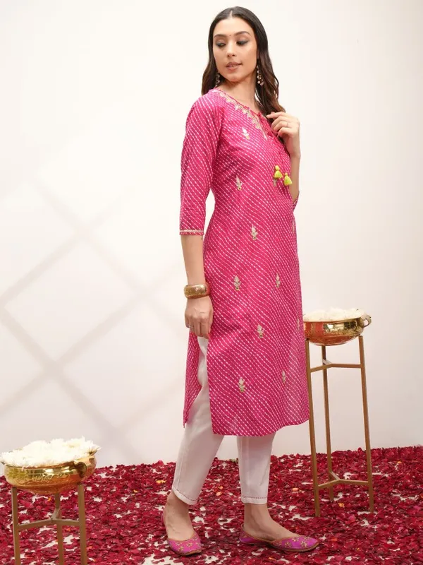  Vishudh Women Pink Embroidered Kurta Sets