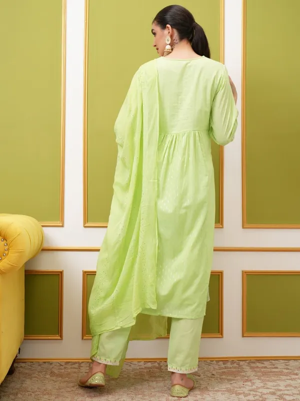 Vishudh Women Green Embroidered Kurta With Trouser And Dupatta