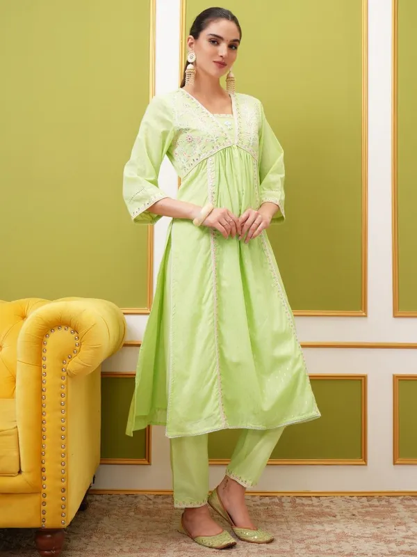 Vishudh Women Green Embroidered Kurta With Trouser And Dupatta