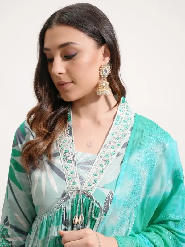 Vishudh Women Green Printed Kurta With Trouser And Dupatta