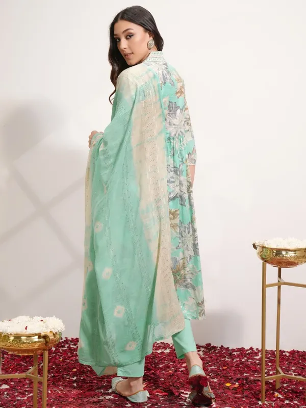  Vishudh Women Green Printed Kurta Sets