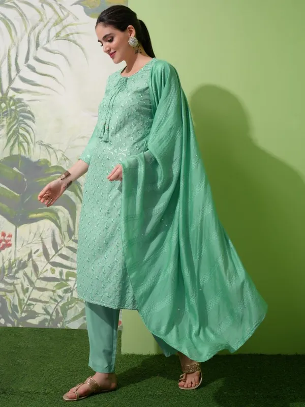 Vishudh Women Green Embroidered Kurta With Trouser And Dupatta