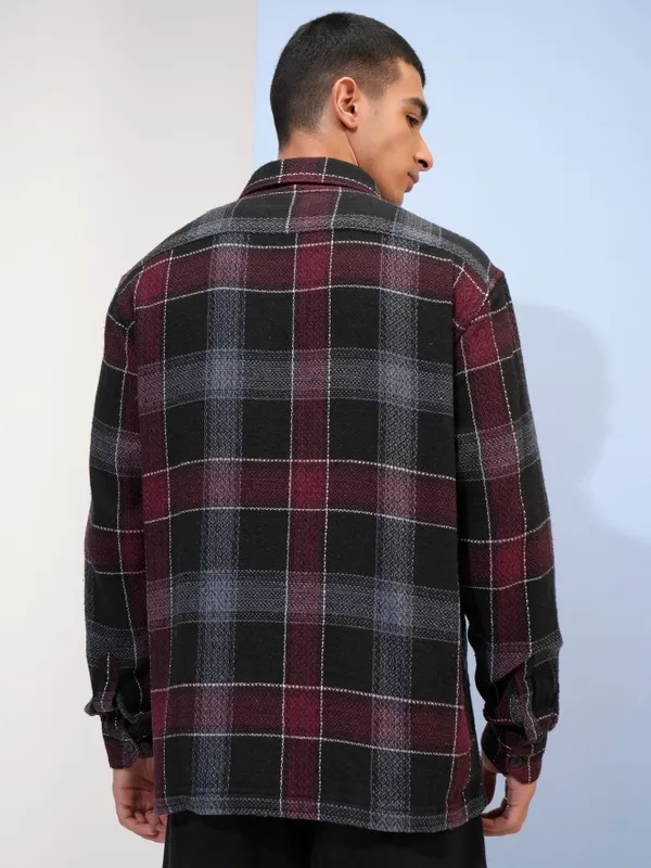  Highlander Men Black Checked Oversized Fit Casual Shirts