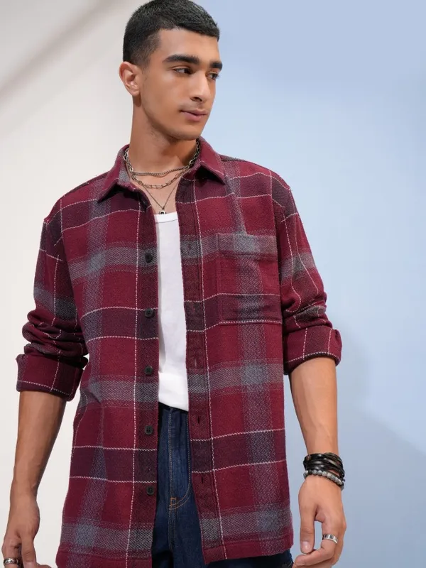  Highlander Men Maroon Checked Oversized Fit Casual Shirts
