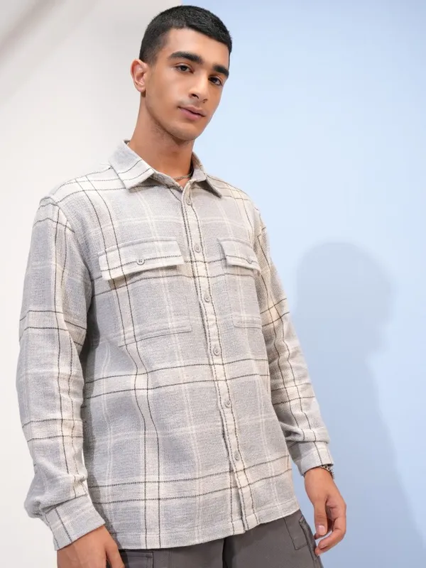  Highlander Men Grey Checked Oversized Fit Casual Shirts