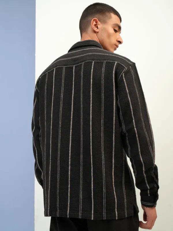  Highlander Men Black Striped Relaxed Fit Casual Shirts