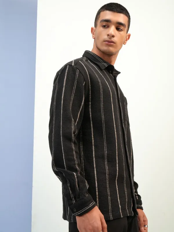  Highlander Men Black Striped Relaxed Fit Casual Shirts