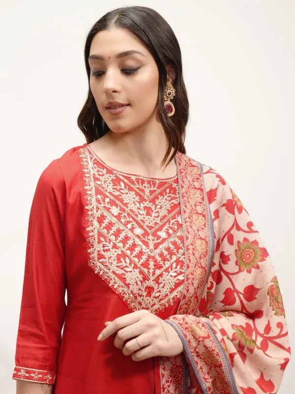  Vishudh Women Red Embroidered Kurta Sets