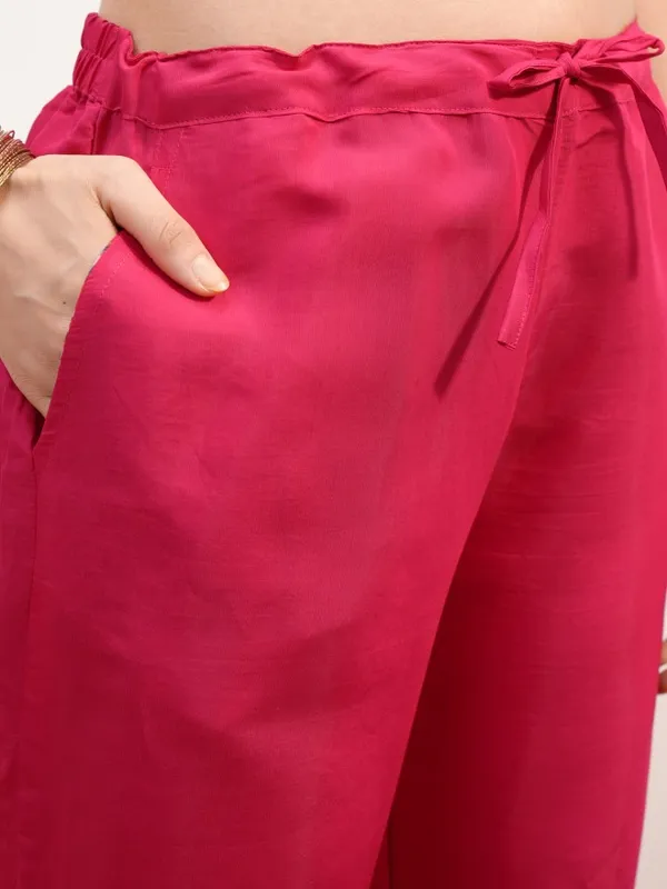 Women Kurta With Trouser & Dupatta