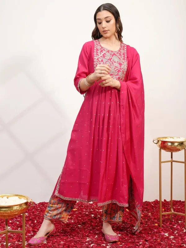  Vishudh Women Pink Embroidered Kurta Sets