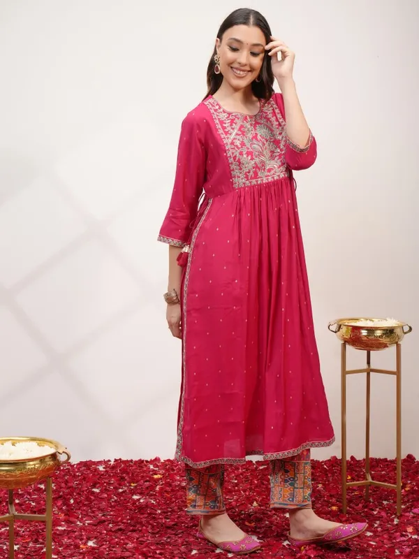  Vishudh Women Pink Embroidered Kurta Sets