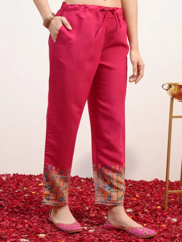  Vishudh Women Pink Embroidered Kurta Sets