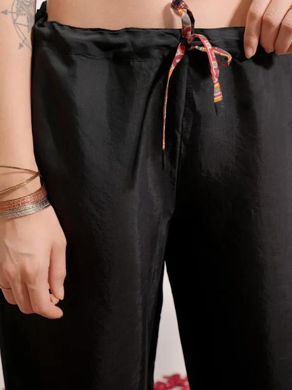  Vishudh Women Black Embroidered Kurta Sets