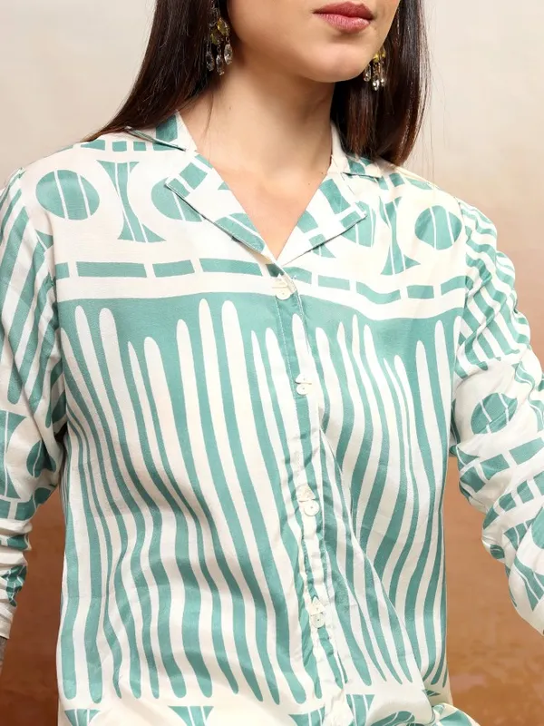 Vishudh Women Sea Green Printed Top