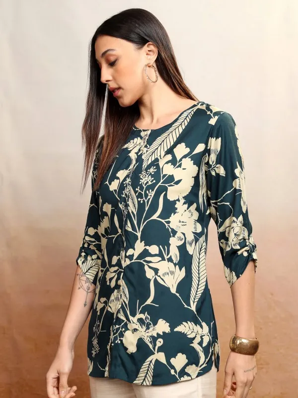 Printed Shirt Style Top