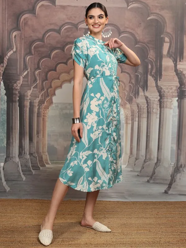 Vishudh Women Teal Printed Maxi Dress