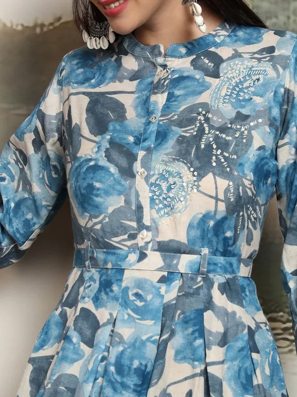 Vishudh Women Blue Printed Maxi Dress