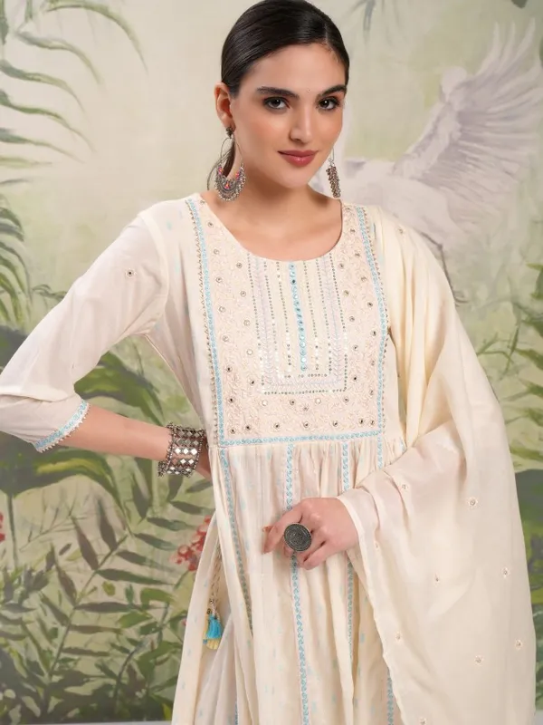 Vishudh Women Cream Embroidered Kurta With Trouser And Dupatta