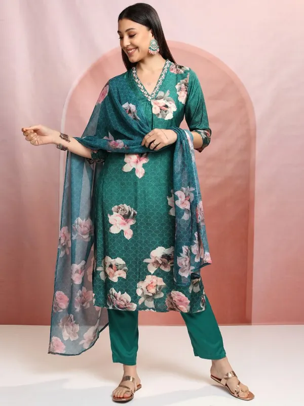 Vishudh Women Green Printed Kurta With Trousers And Dupatta