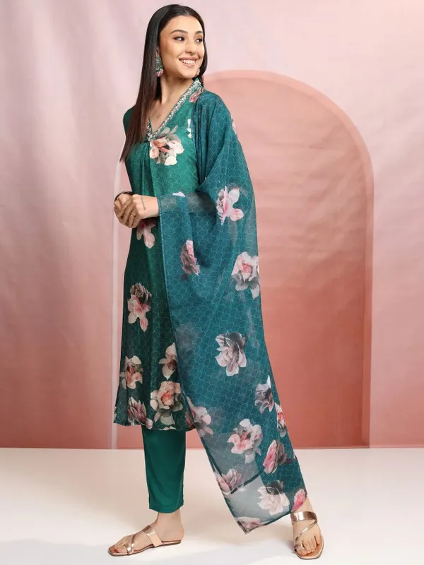 Vishudh Women Green Printed Kurta With Trousers And Dupatta