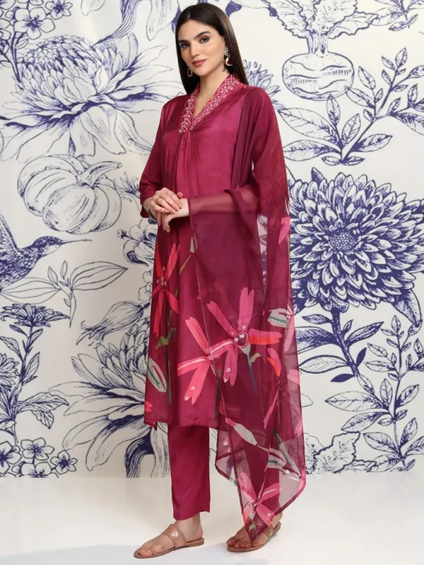 Vishudh Women Burgundy Printed Kurta With Trouser And Dupatta