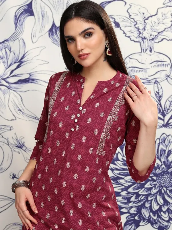 Vishudh Women Red Embroidered A-Line Kurta