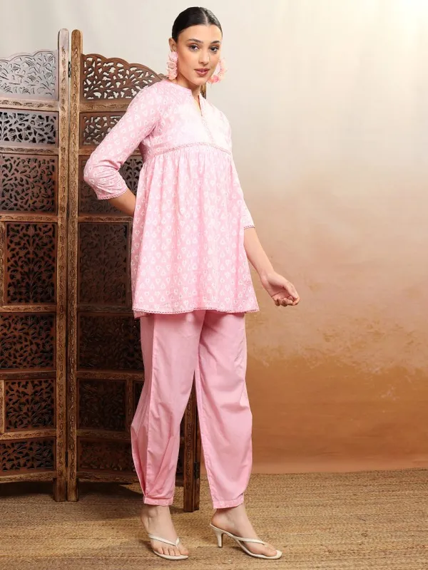 Vishudh Women Pink Top With Trousers Co-Ords