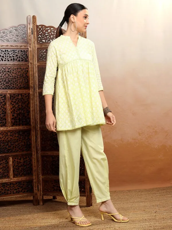 Vishudh Women Yellow Top With Trousers Co-Ords