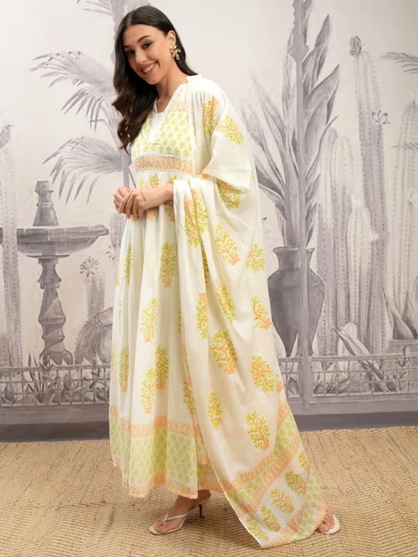 Vishudh Women White Printed Kurta With Trousers And Dupatta