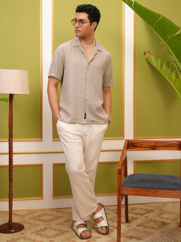 Locomotive Premium Men Beige Striped Relaxed Fit Casual Shirt