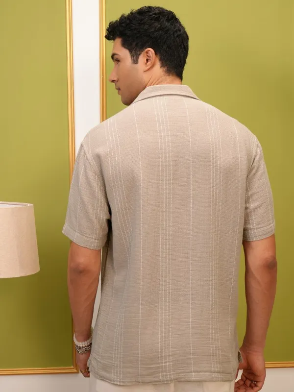 Locomotive Premium Men Beige Striped Relaxed Fit Casual Shirt