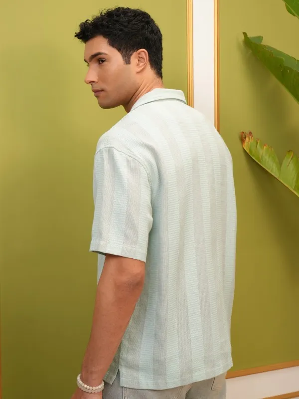 Locomotive Premium Men Green Striped Oversized Fit Casual Shirt