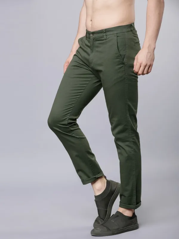  Highlander Men Olive Slim Fit Solid Casual Trousers