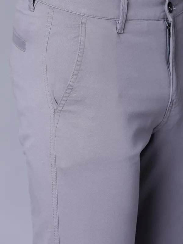  Highlander Men Grey Slim Fit Solid Casual Trousers