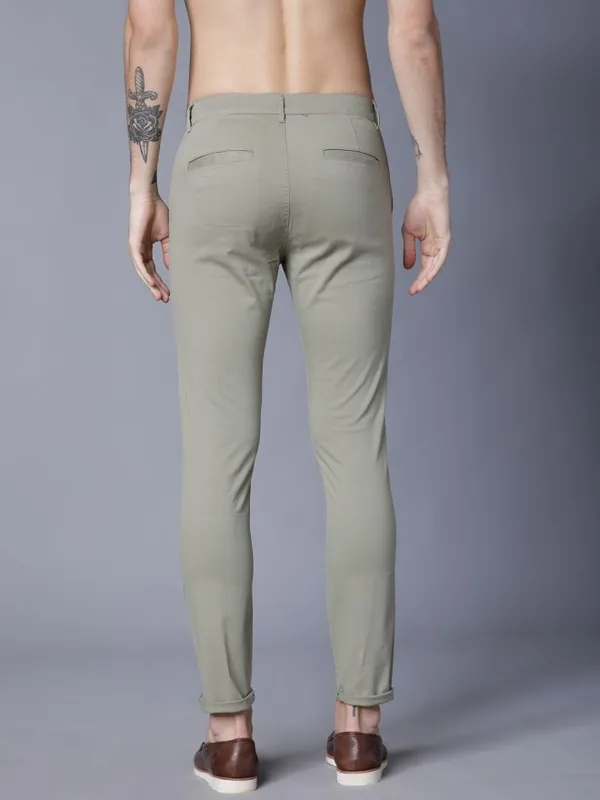  Highlander Men Green Slim Fit Solid Casual Trousers