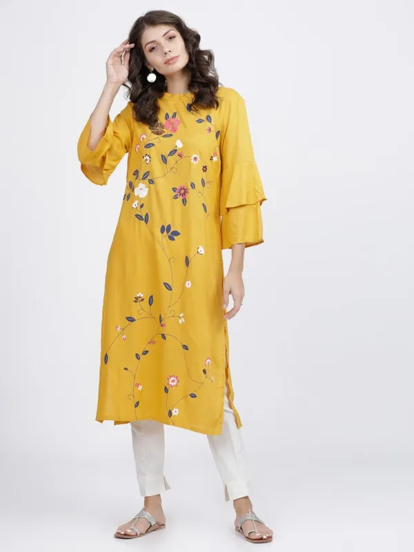  Vishudh Women Mustard Printed Straight Kurtas