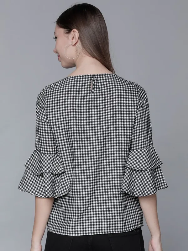  Tokyo Talkies Women Black Checked Regular Tops