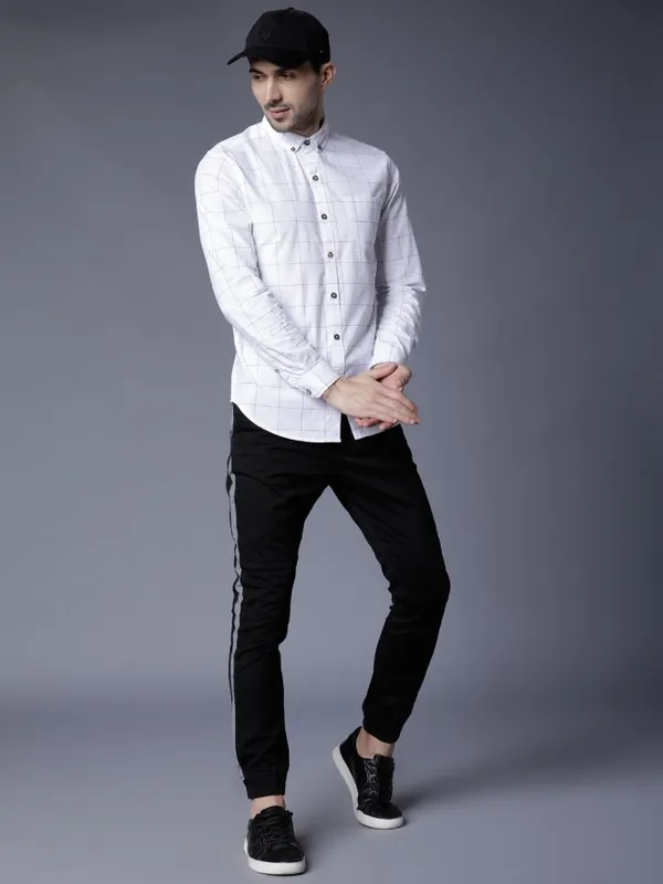 Men Slim Fit Casual Shirt