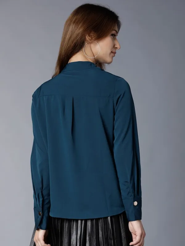  Tokyo Talkies Women Teal Solid Regular Tops