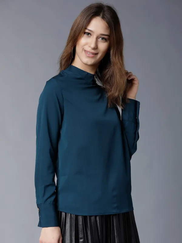  Tokyo Talkies Women Teal Solid Regular Tops