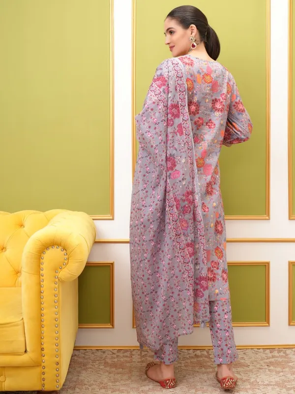 Women Kurta With Trouser & Dupatta