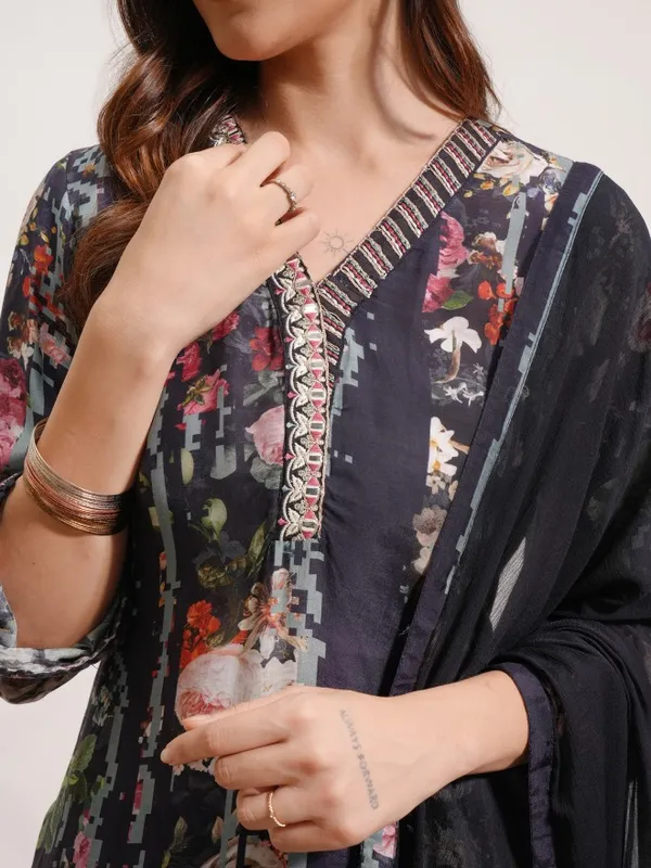 Vishudh Women Blue Printed Kurta With Trouser And Dupatta